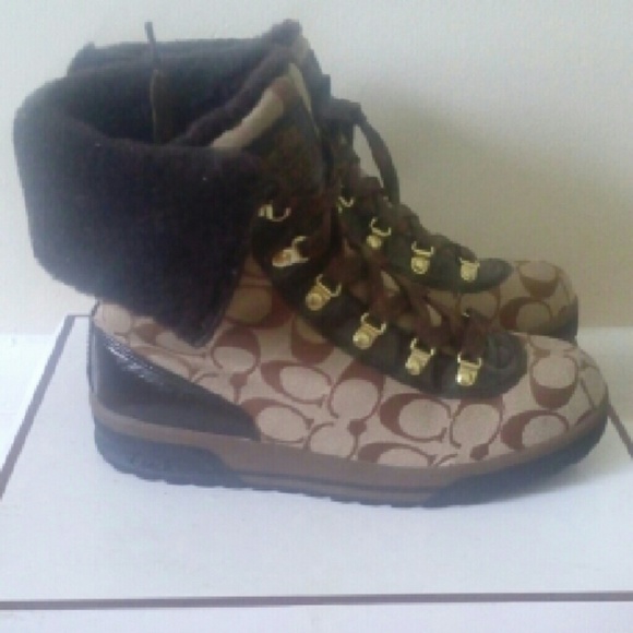 Authentic Coach Bootd - Picture 3 of 4