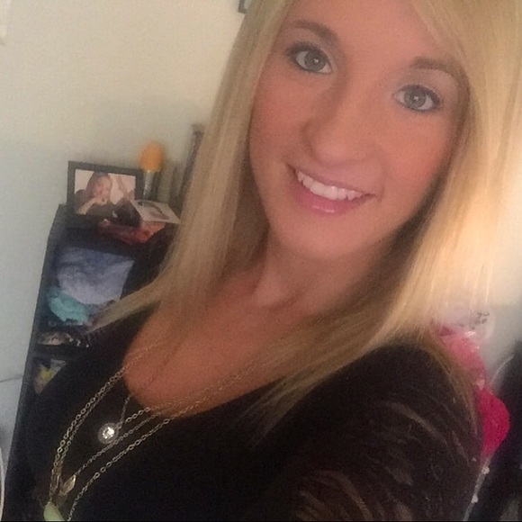 Meet your Posher, Amber