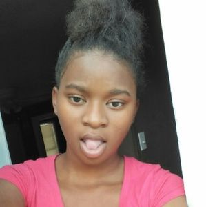 Meet your Posher, Lezaria