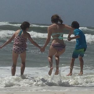 Meet your Posher, Robin