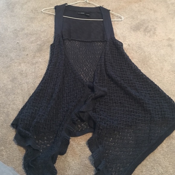 Sleeveless sweater