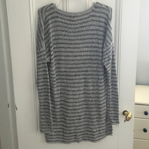 California Striped gray Knit Volcom Sweater - Picture 3 of 4