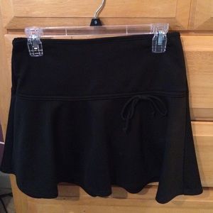 Black skirt