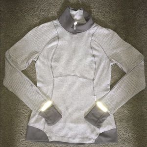 Grey Lululemon Size 8 Runderful 1/2 Zip