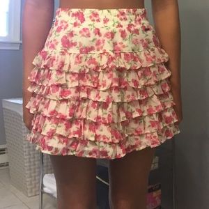 hollister pink flowery Ruffle skirt