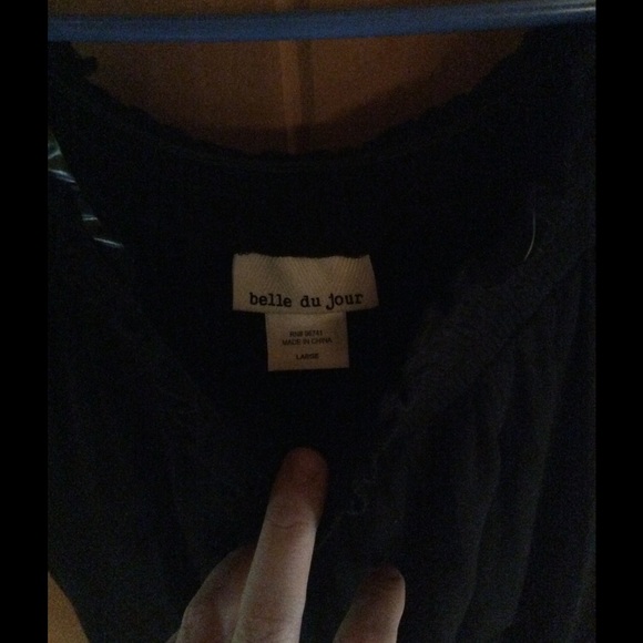 Black off the shoulder tee - Picture 2 of 3