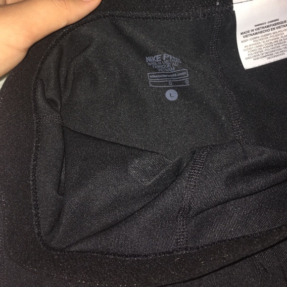 Nike Pros ADULT S. (Youth Large) - Picture 2 of 2