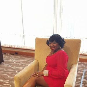 Meet your Posher, Tonia