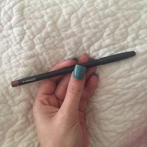 MAC Whirl Lip Pencil