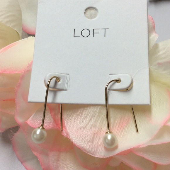 LOFT Pearl Drop Earrings NWT
