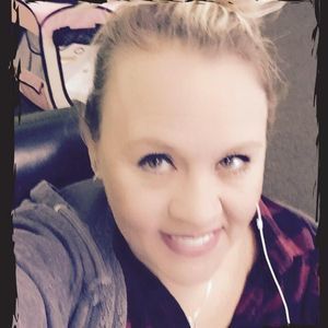 Meet your Posher, Christy