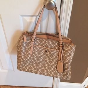 Beautiful Coach Shoulder Bag