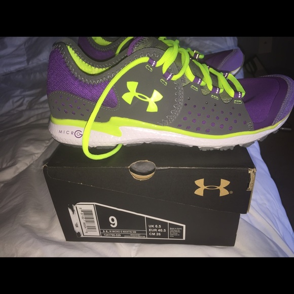 Under Armour  sneakers