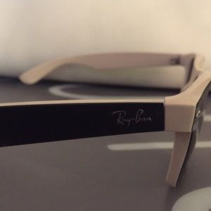 Ray Ban Sunglasses Black/Beige