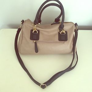 Black & Tan over the shoulder purse