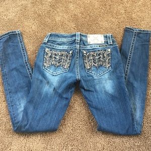 White tag Miss Me jeans!