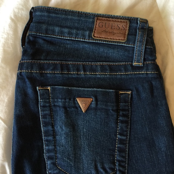 ❌SOLD❌Guess Skinny Jeans