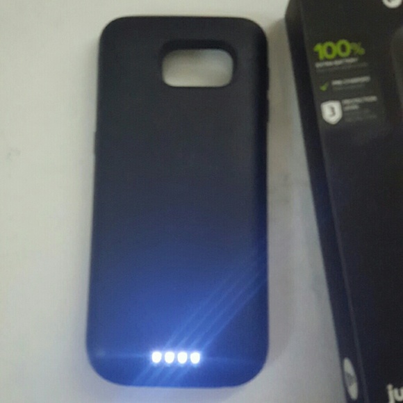 Juice Box charging case - Picture 2 of 4