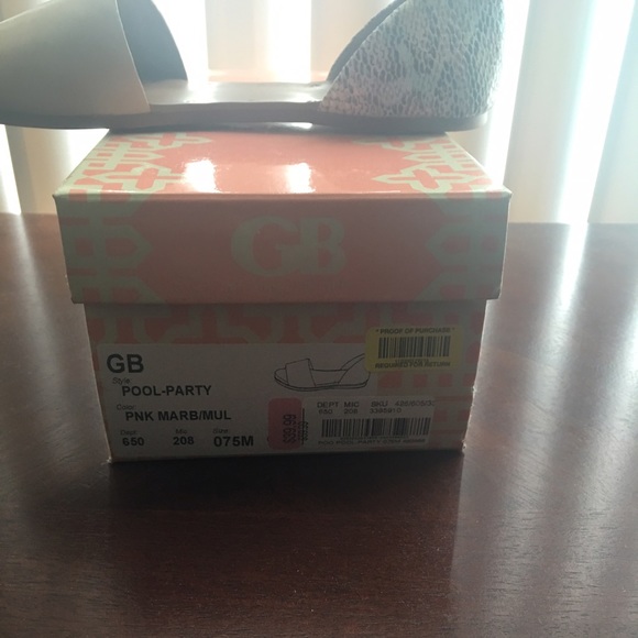 Gianni Bini Sandals - Picture 2 of 4