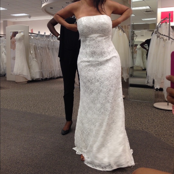 Strapless lace Wedding dress, worn once like new.