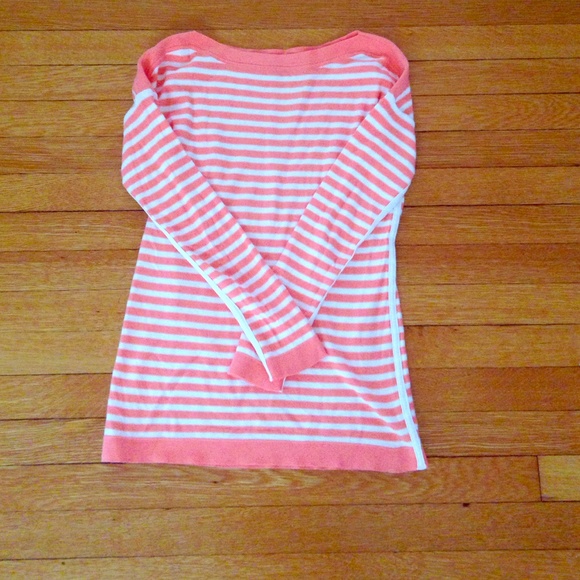 Long sleeve sweater