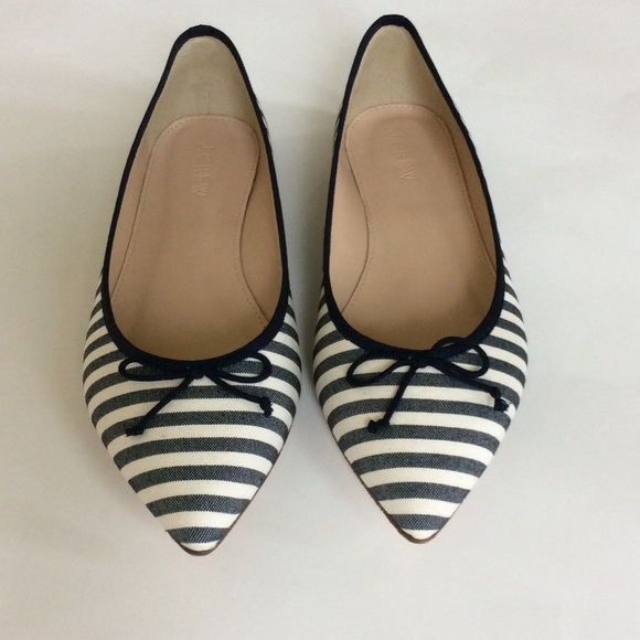 J. Crew Shoes - 🎉💜HOST PICK💜🎉J. Crew Gemma Flats