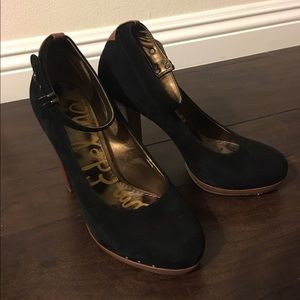 Sam Edelman platform pumps