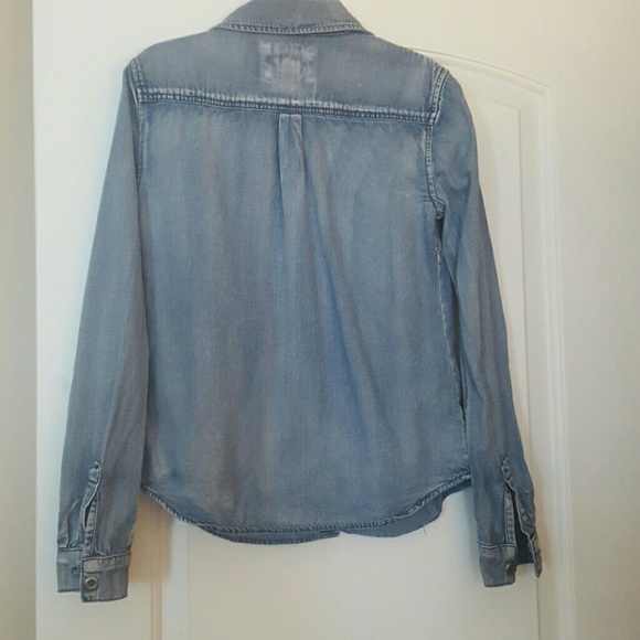 Forever 21 denim shirt - Picture 2 of 2