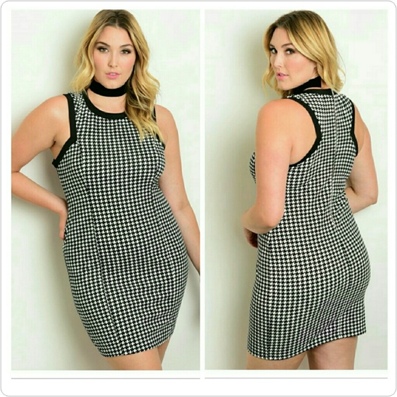 PLUS Second Glance Sexy Dress - Picture 2 of 2