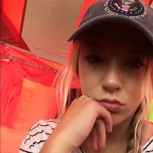 Meet your Posher, Audrey