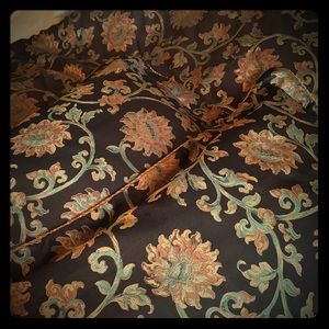 Gorgeous King size comforter set