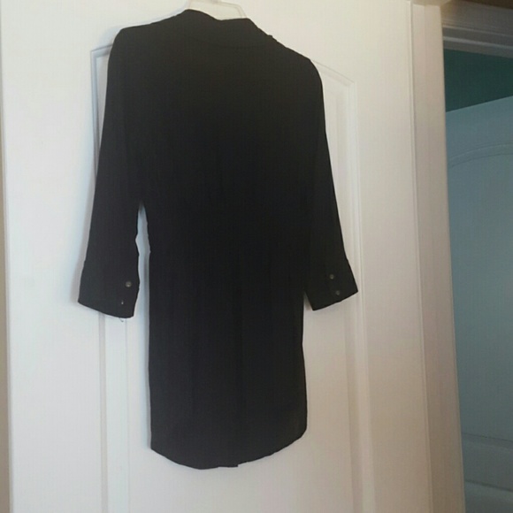 Guess top xs gorgeous! - Picture 4 of 4