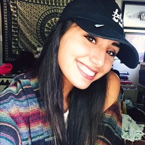 Meet your Posher, Gabby