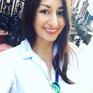 Meet your Posher, Zina