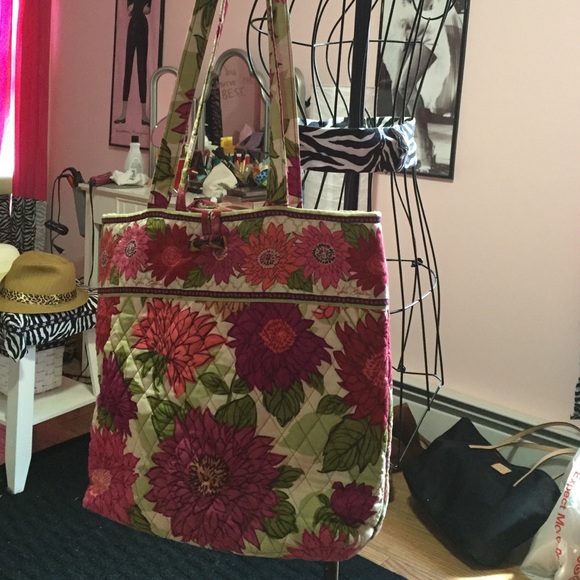 Vera Bradley Tote!