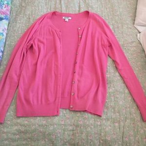 Long sleeved sweater