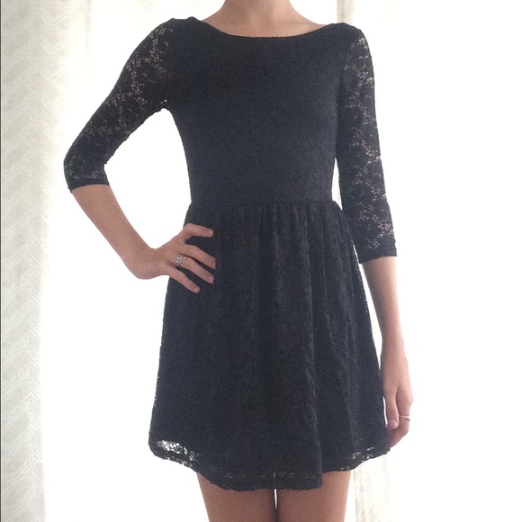 Forever 21 black, lace dress