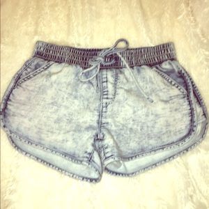 ✨Comfy Acid Wash Shorts✨