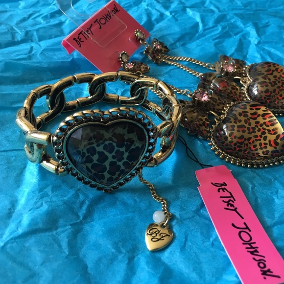 Gold Leopard Print Betsey Johnson Bracelet