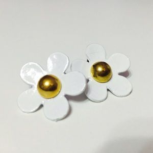 🌻 Daisy Earrings 🌻