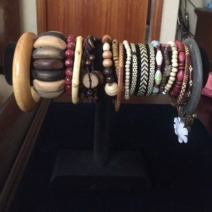 19pc Wood Bracelet Lot