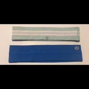 2 Lululemon headbands in different shades of blue!
