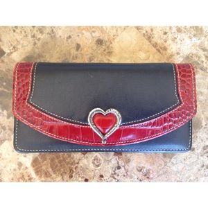 Brighton wallet! ❤️