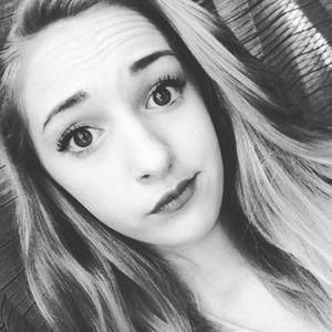 Meet your Posher, Lexi