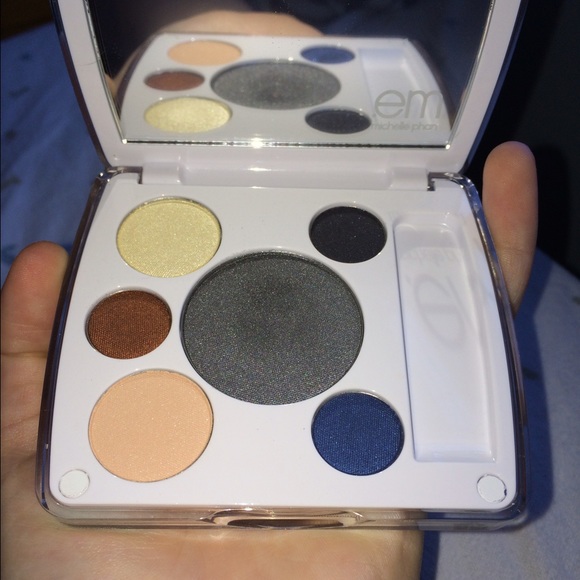 .Em Michelle Phan eyeshadow palette