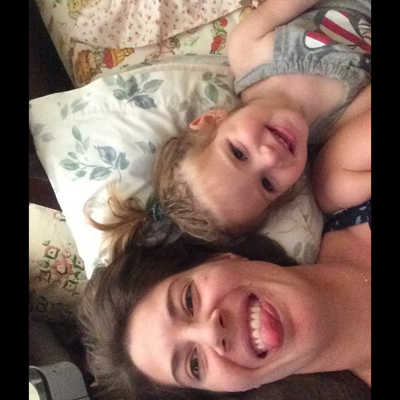 Meet your Posher, Elena