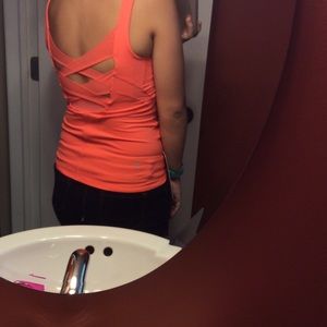 NWOT rise and flow tank