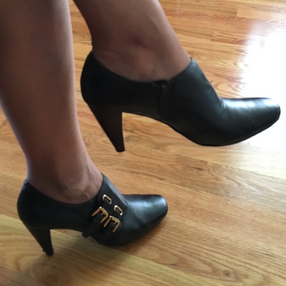 Nine West black brown booties - Picture 2 of 3