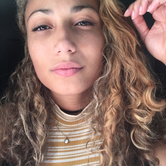 Meet your Posher, Margo - Picture 1 of 1