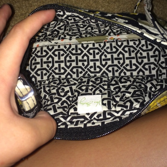 Vera Bradley Bag - Picture 2 of 2